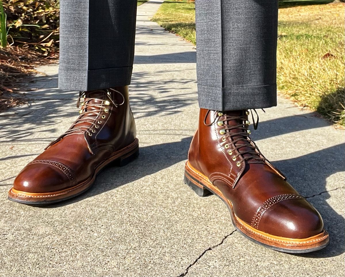 Photo by coolhand0302 on November 4, 2024 of the Viberg Derby Boot in Horween Mahogany Shell Cordovan.