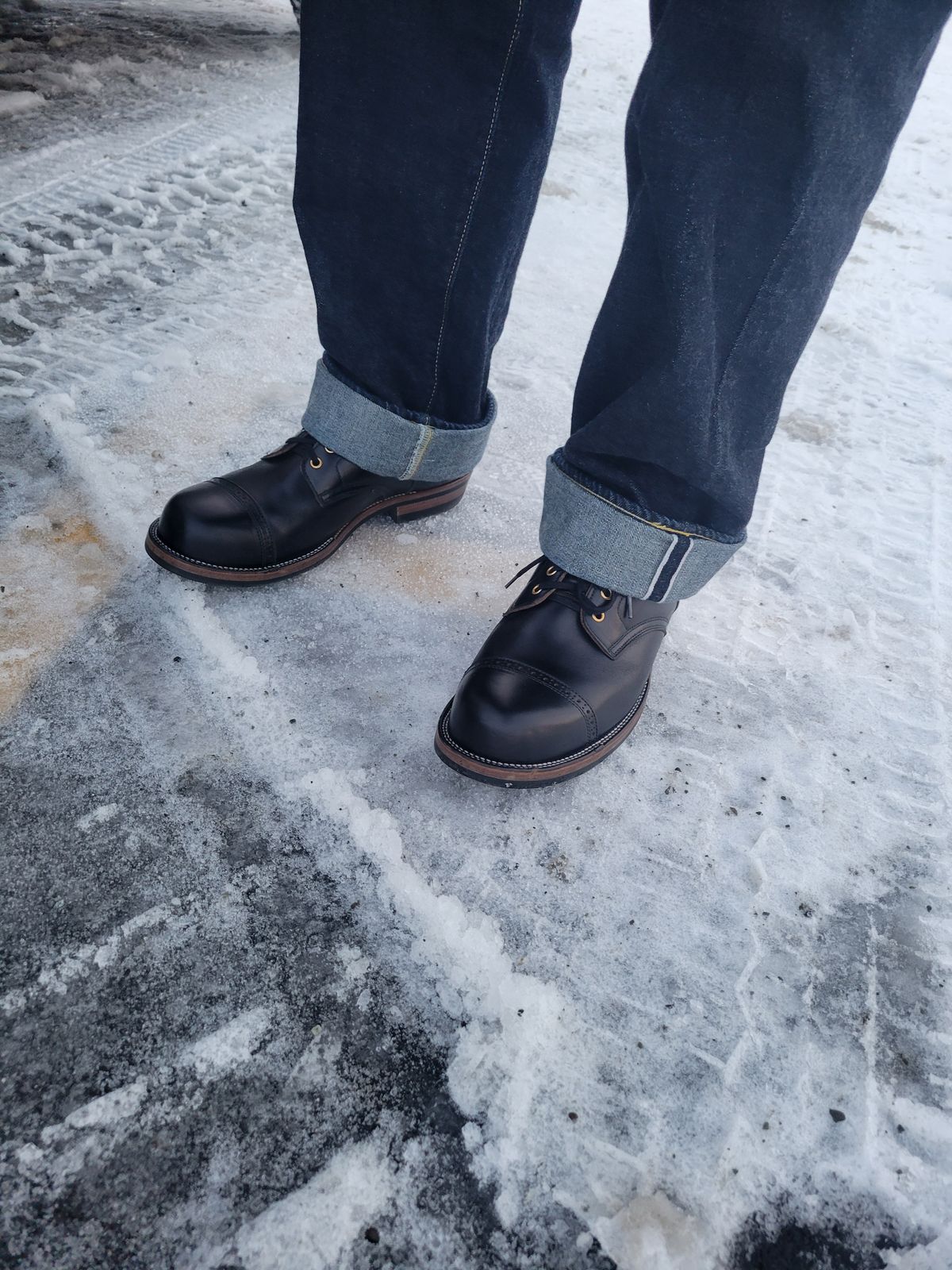 Photo by JoshankRedemption on November 2, 2024 of the Iron Boots Pitman in Seidel Black Double Shot.