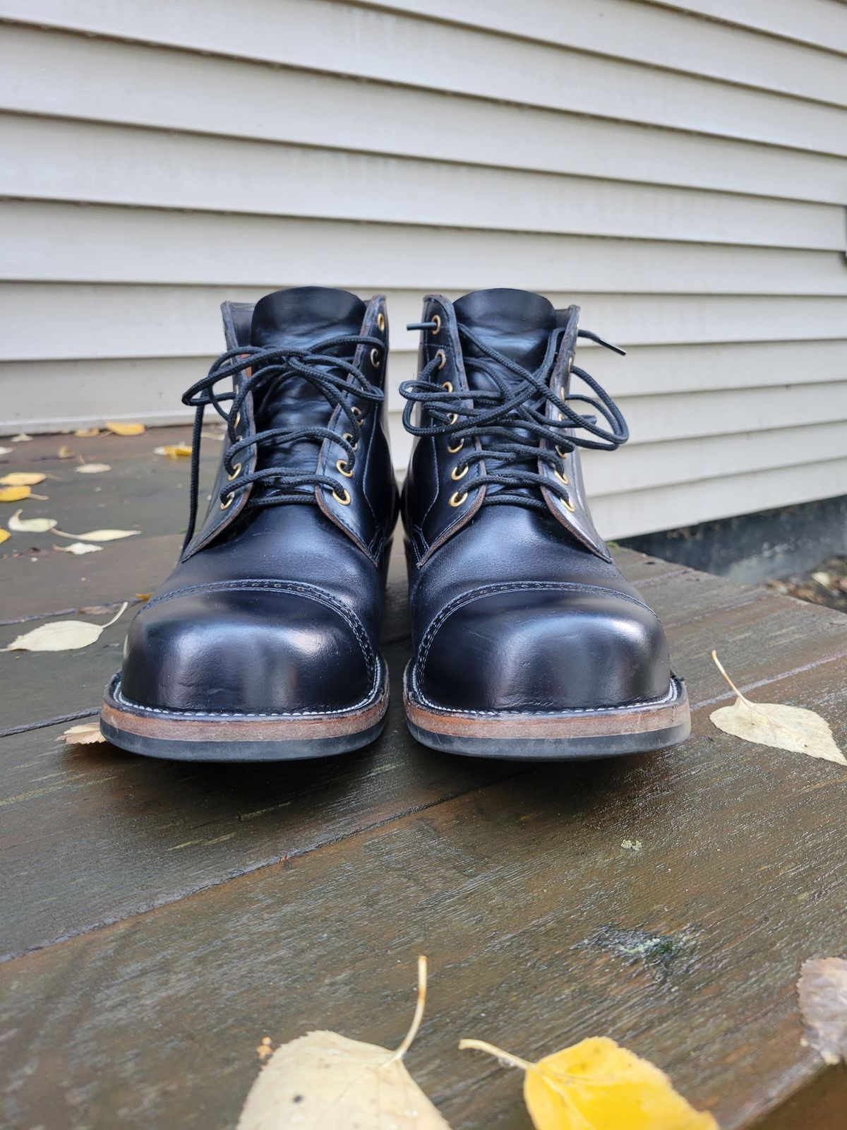 Photo by JoshankRedemption on October 2, 2025 of the Iron Boots Pitman in Seidel Black Double Shot.