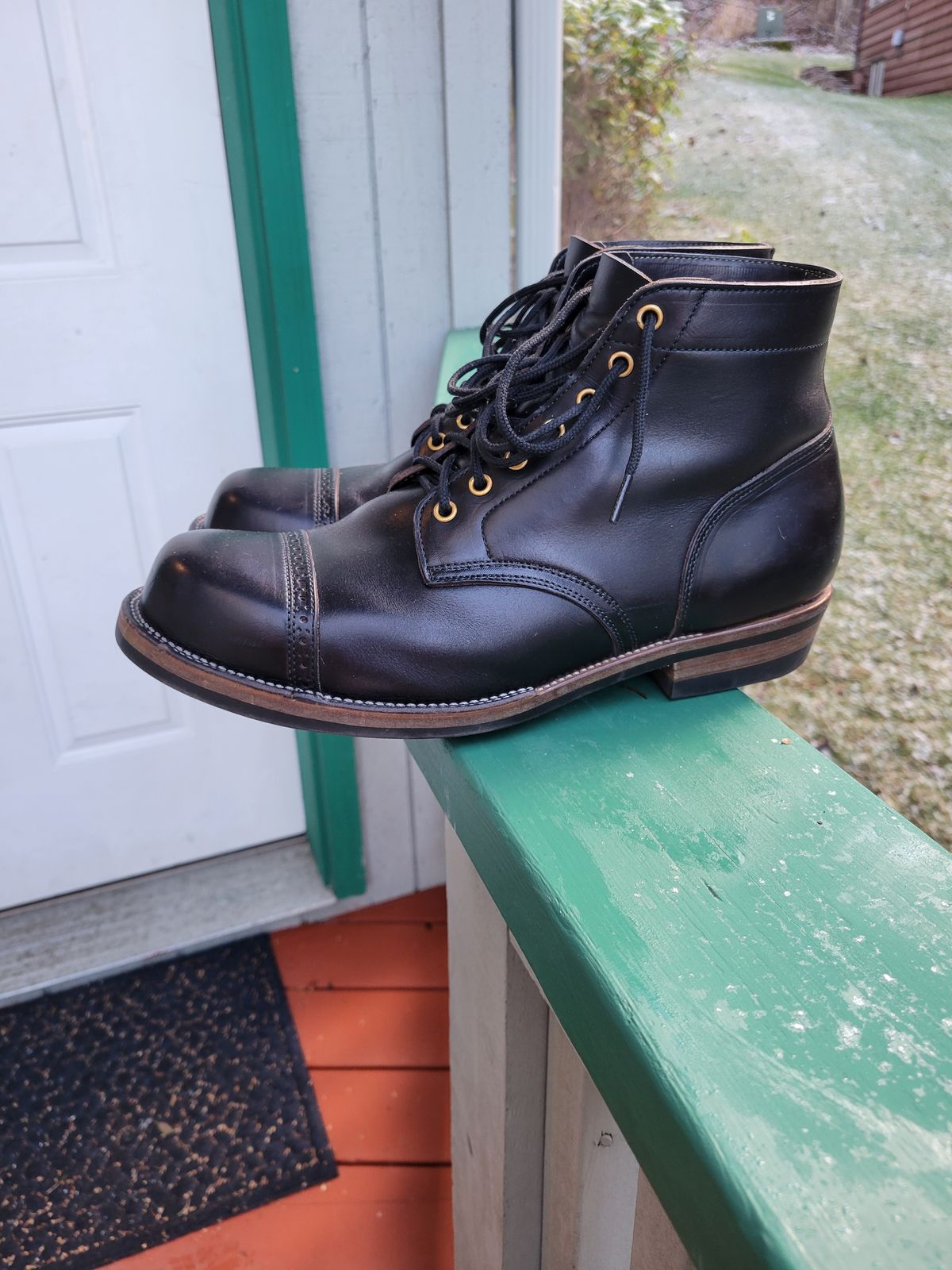 Photo by JoshankRedemption on November 3, 2025 of the Iron Boots Pitman in Seidel Black Double Shot.