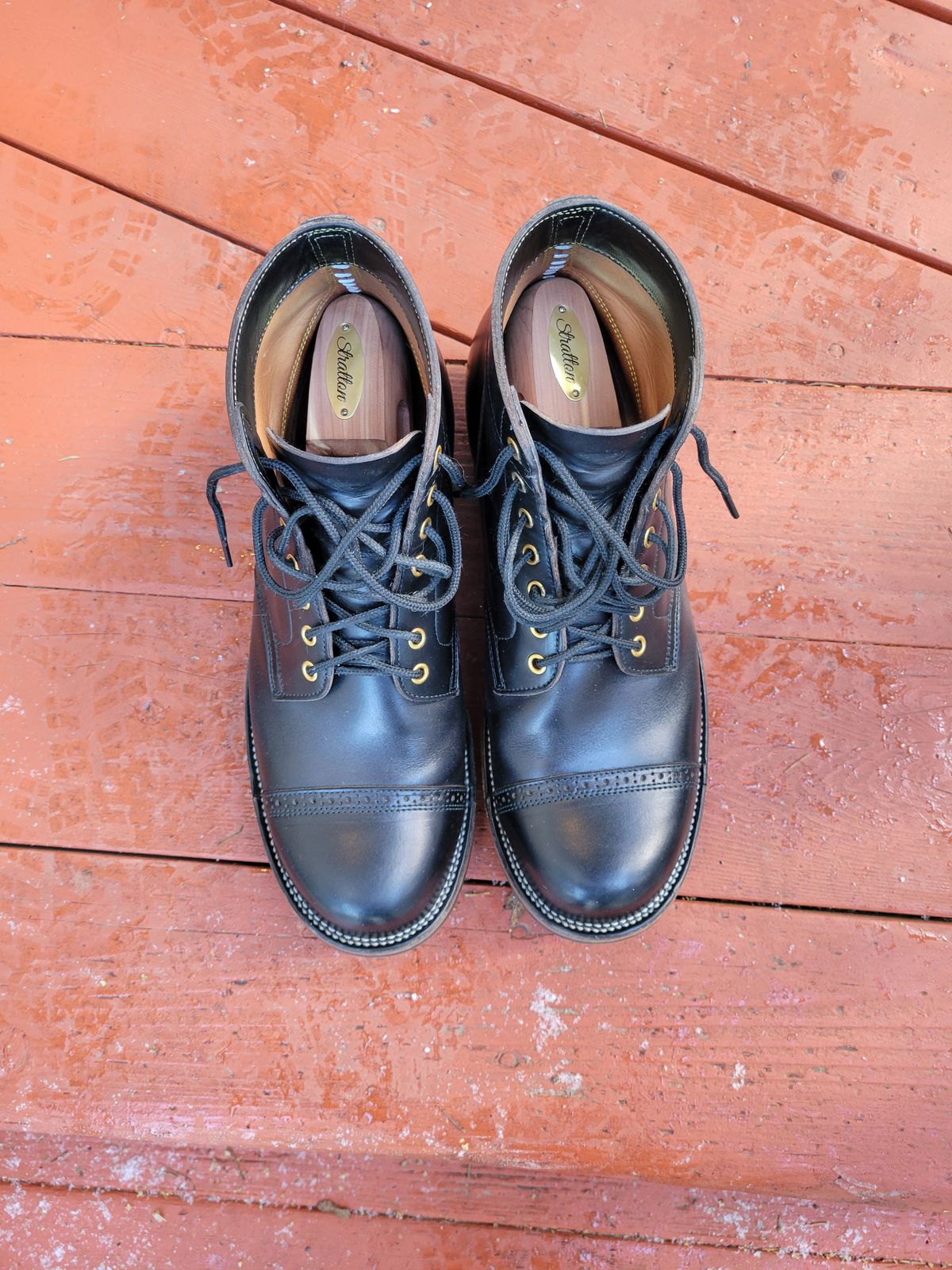 Photo by JoshankRedemption on November 3, 2025 of the Iron Boots Pitman in Seidel Black Double Shot.