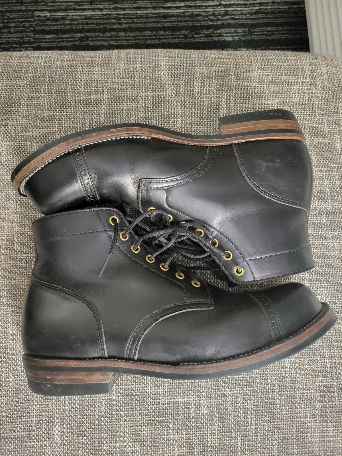 Photo by JoshankRedemption on December 2, 2025 of the Iron Boots Pitman in Seidel Black Double Shot.