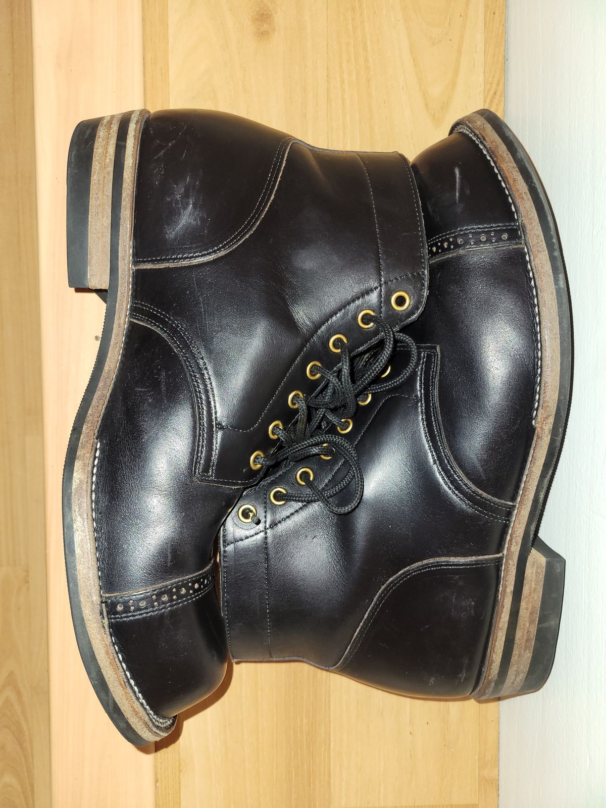 Photo by JoshankRedemption on February 3, 2026 of the Iron Boots Pitman in Seidel Black Double Shot.