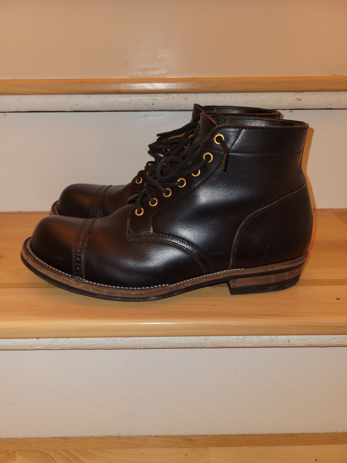 Photo by JoshankRedemption on February 3, 2026 of the Iron Boots Pitman in Seidel Black Double Shot.