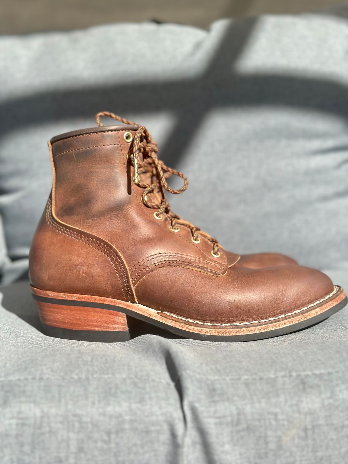 Photo by jeremy.m.boyd on November 3, 2023 of the Nicks MTO in Horween Whiskey Predator.