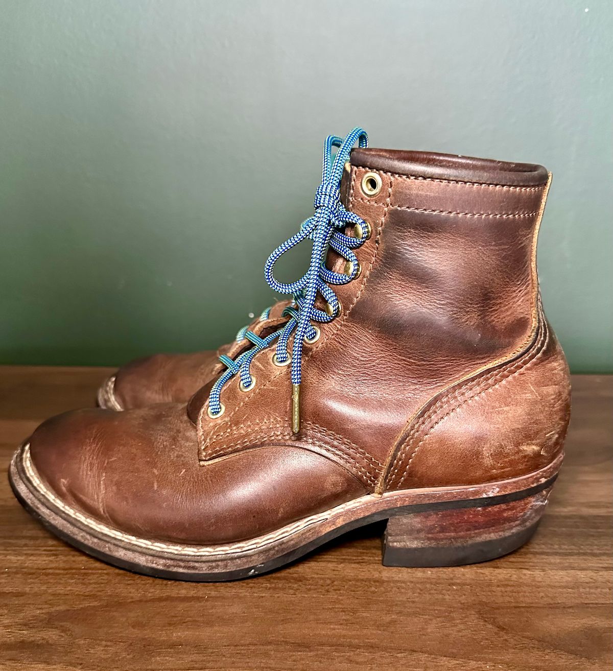 Photo by jeremy.m.boyd on April 2, 2024 of the Nicks MTO in Horween Whiskey Predator.
