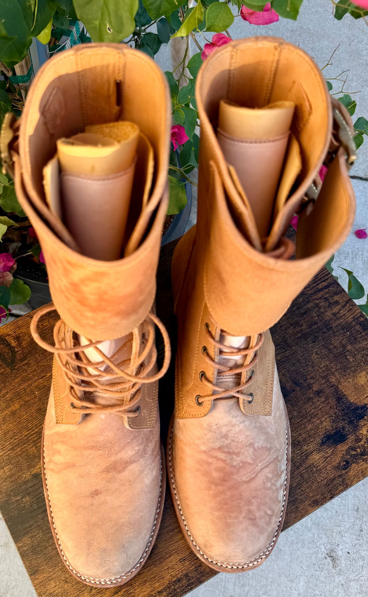 Photo by jeremy.m.boyd on October 1, 2025 of the Fortis Boots Custom Model in Maryam Natural Horsebutt.