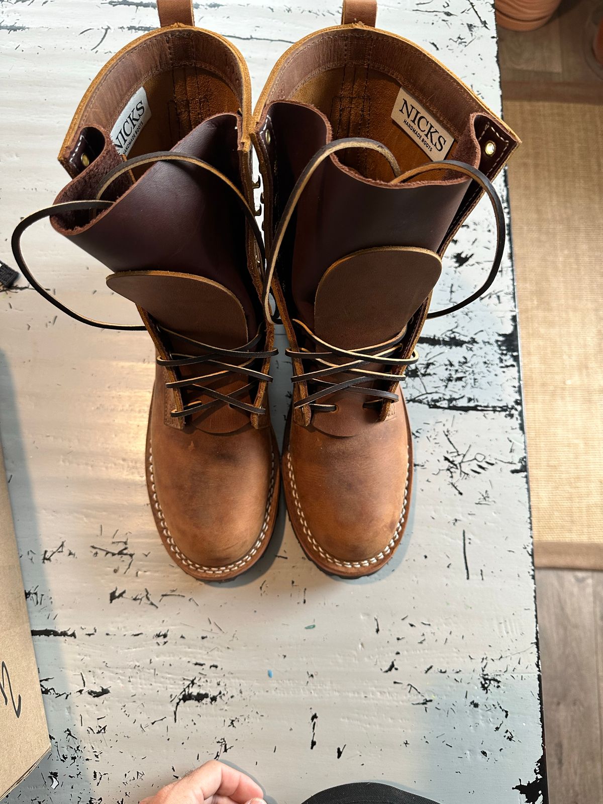 Photo by jeremy.m.boyd on November 2, 2022 of the Nicks Overlander in Horween Orange Predator.