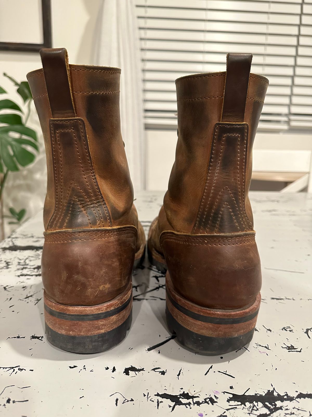 Photo by jeremy.m.boyd on February 6, 2023 of the Nicks Overlander in Horween Orange Predator.