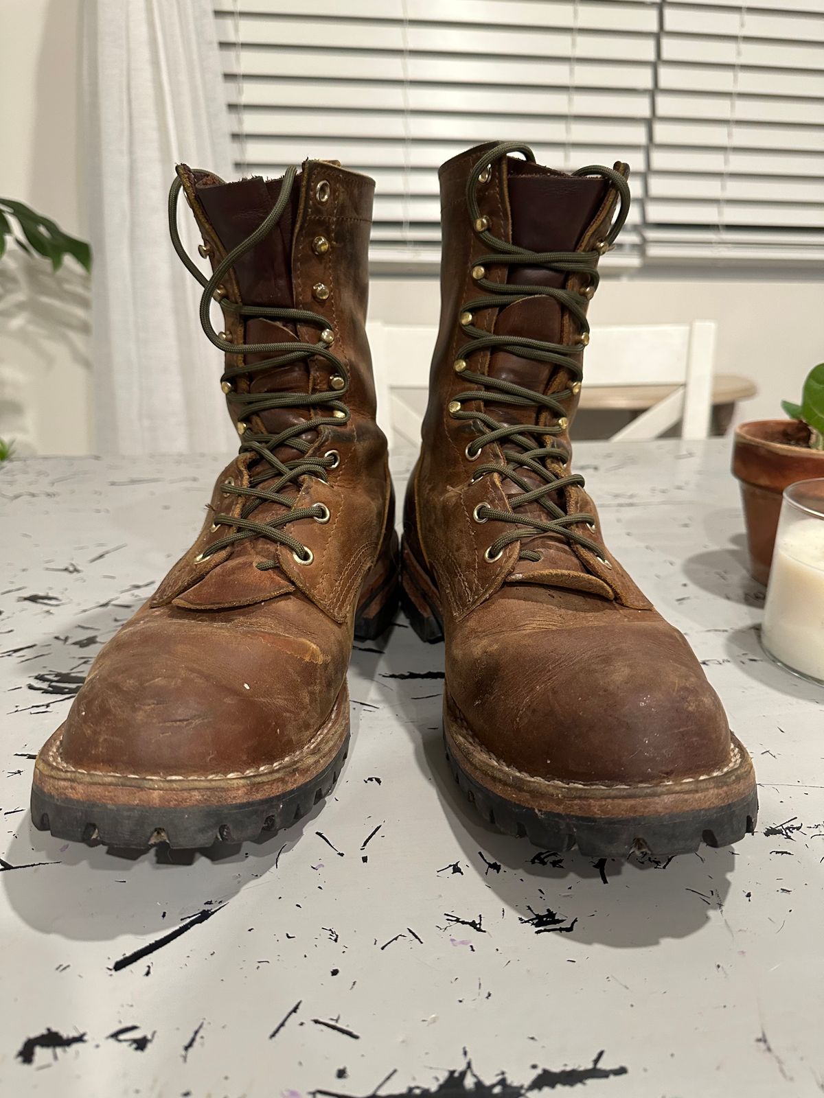 Photo by jeremy.m.boyd on February 6, 2023 of the Nicks Overlander in Horween Orange Predator.