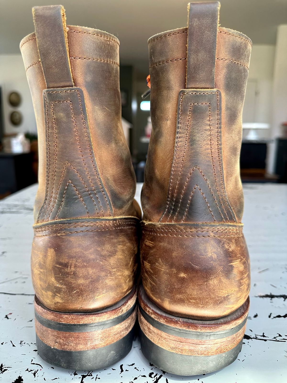 Photo by jeremy.m.boyd on April 1, 2023 of the Nicks Overlander in Horween Orange Predator.