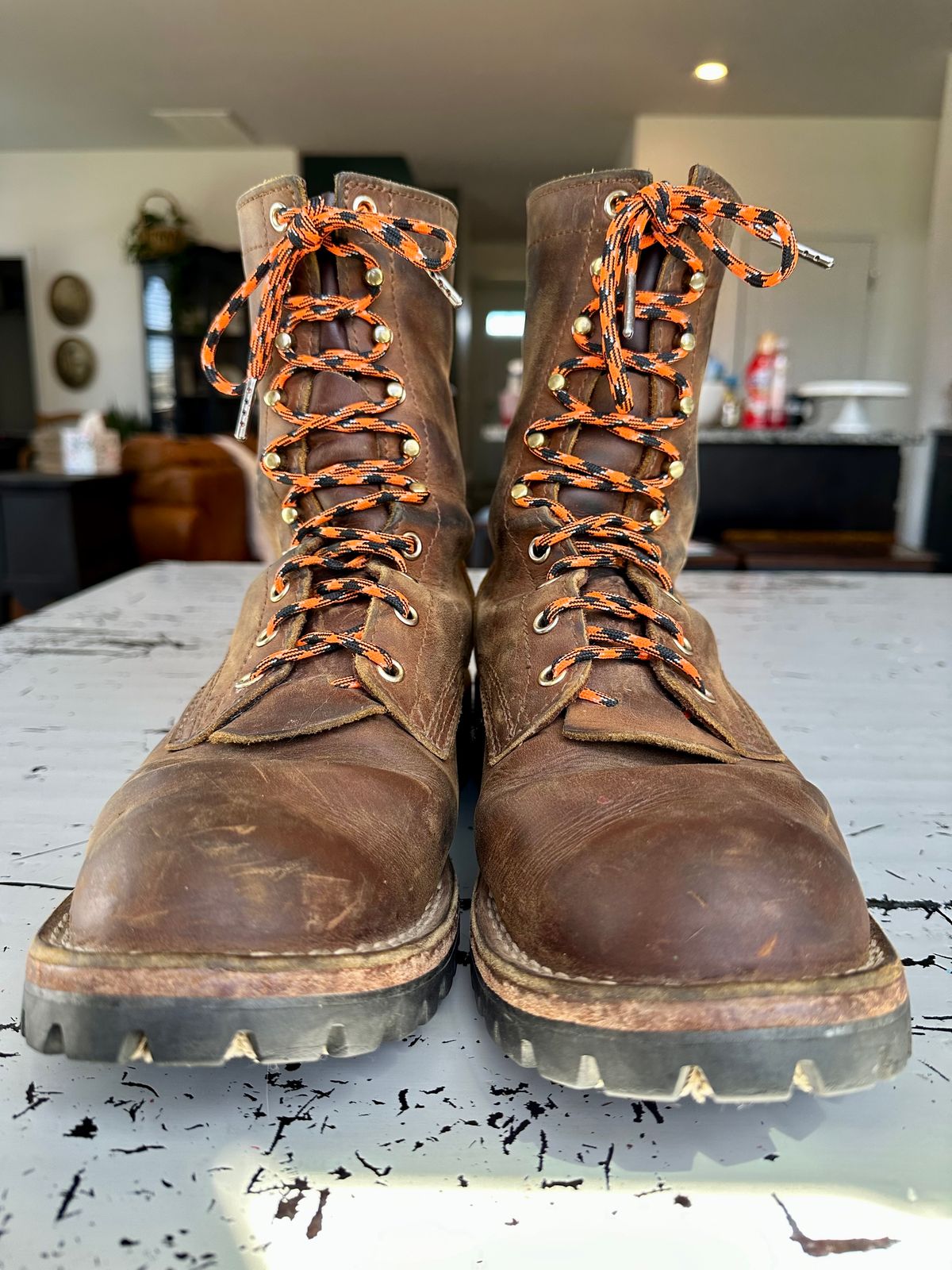 Photo by jeremy.m.boyd on April 1, 2023 of the Nicks Overlander in Horween Orange Predator.