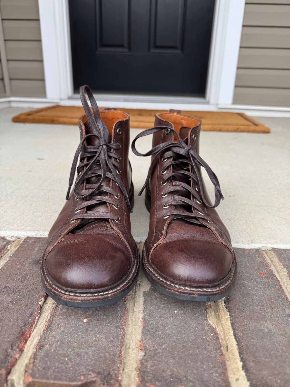 Photo by money2boot on November 4, 2024 of the Allen Edmonds Discovery Lace To Toe in Allen Edmonds Brown Vegetable Tanned.