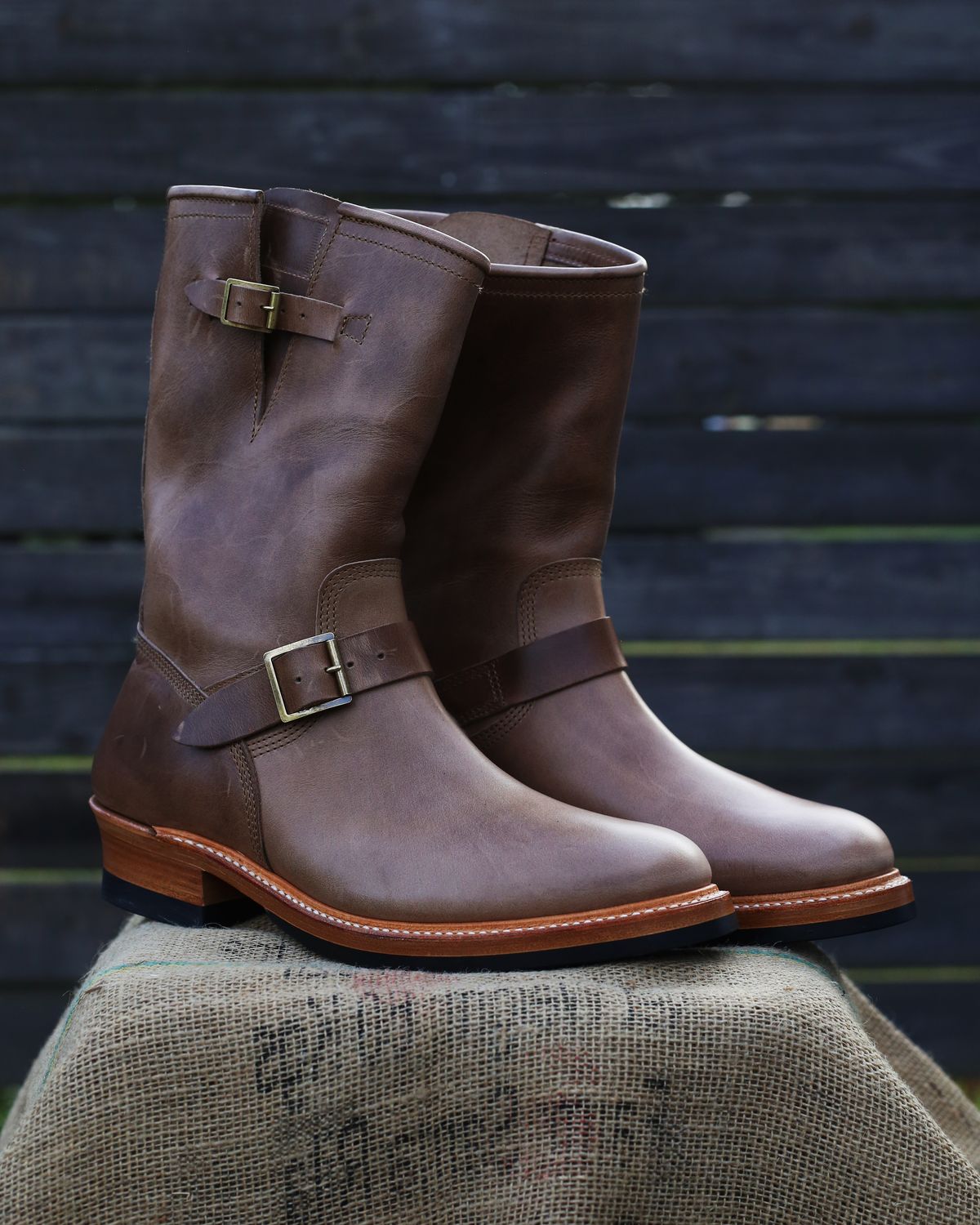 Photo by TrillDan on October 11, 2023 of the John Lofgren Wabash Engineer Boots in Horween Natural Chromexcel.