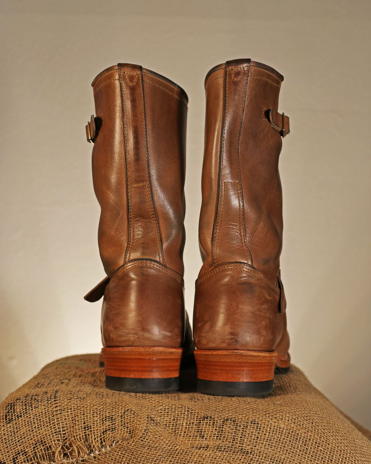 Photo by TrillDan on December 5, 2023 of the John Lofgren Wabash Engineer Boots in Horween Natural Chromexcel.