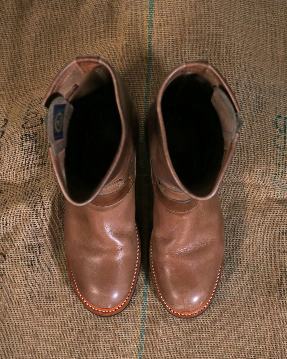 Photo by TrillDan on December 5, 2023 of the John Lofgren Wabash Engineer Boots in Horween Natural Chromexcel.