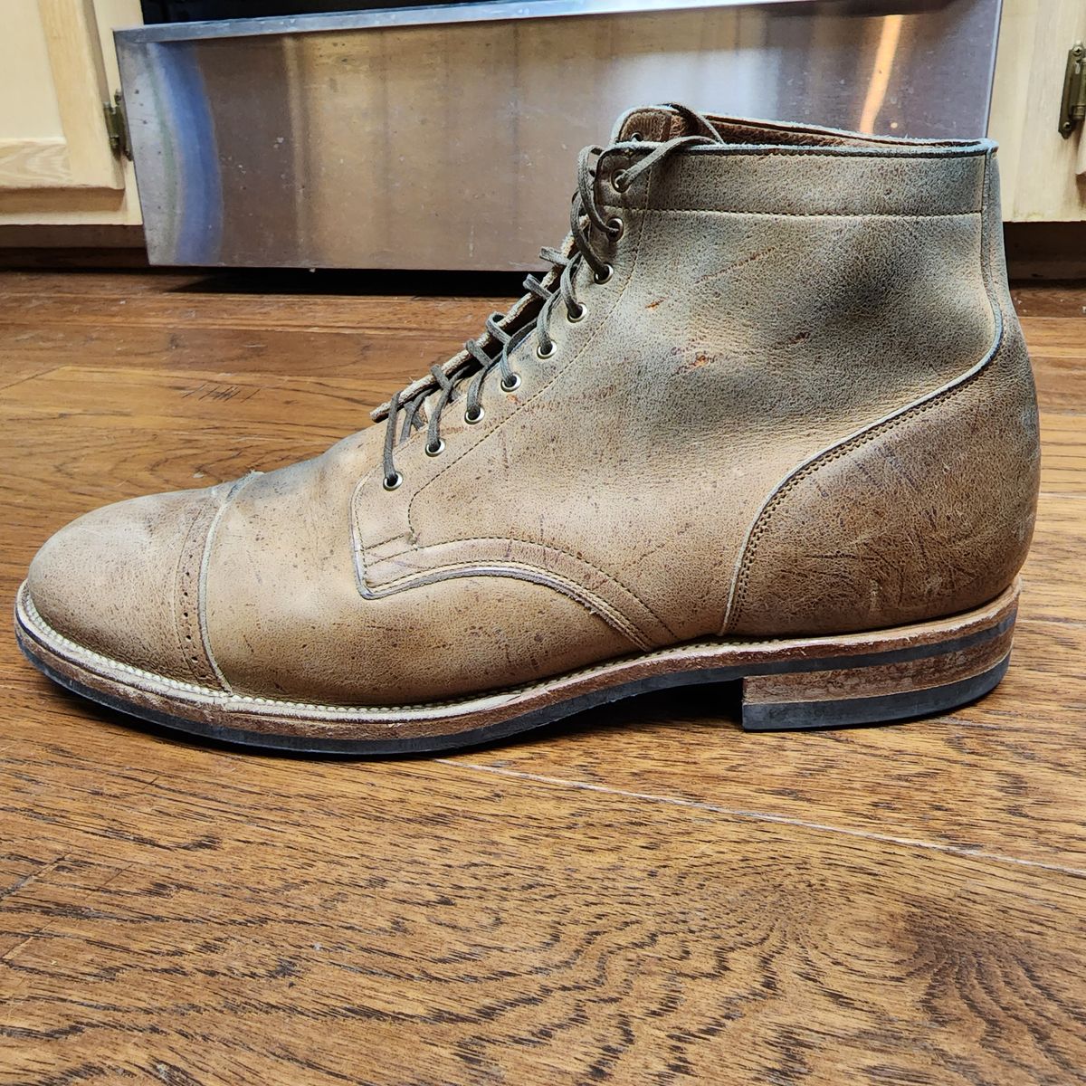 Photo by TrillDan on January 5, 2023 of the Viberg Service Boot BCT in C.F. Stead Camel Hair Waxed Kudu.