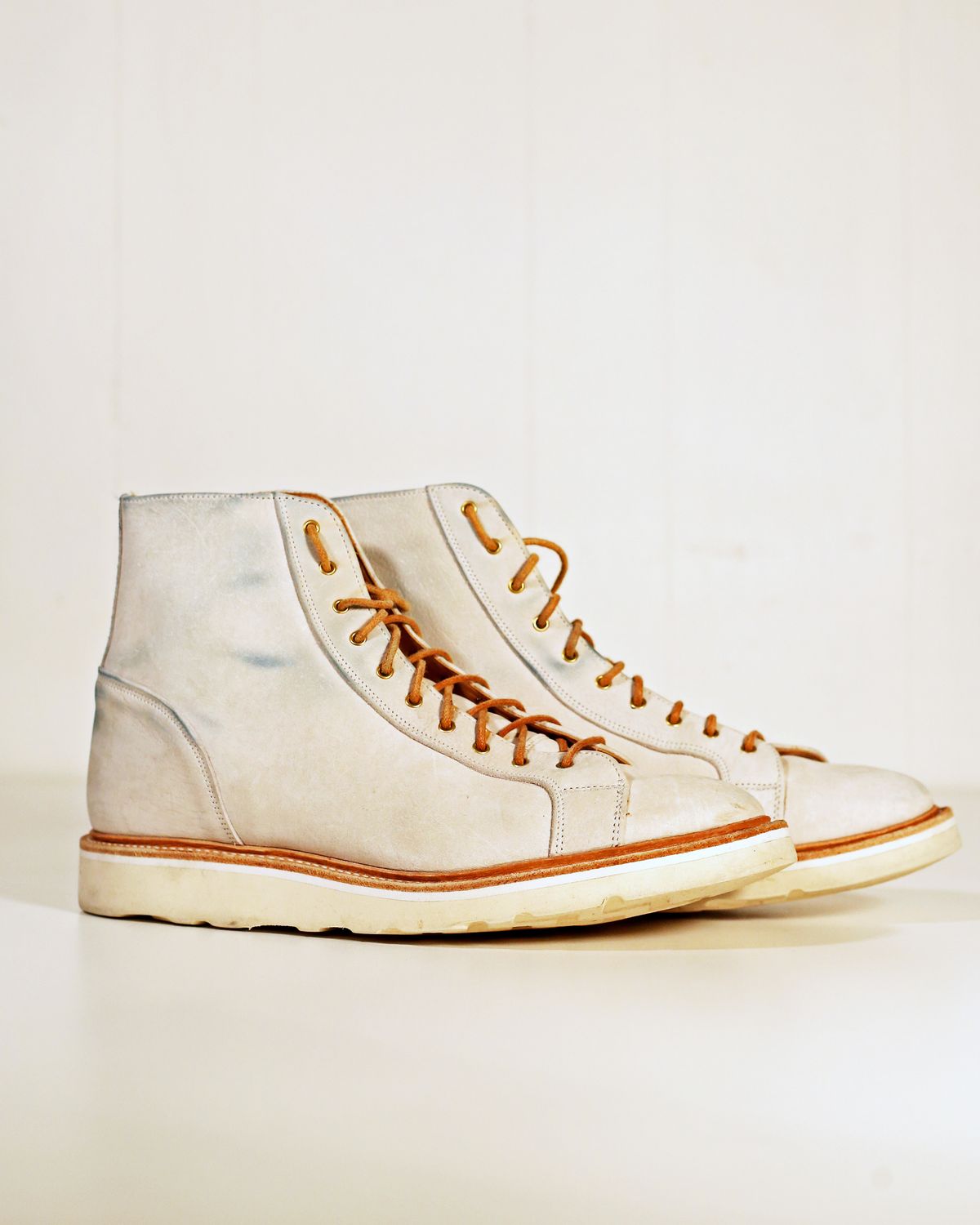 Photo by TrillDan on January 5, 2024 of the Tricker's x Division Road Super Monkey Boot in C.F. Stead Bone Nubuck Kudu.