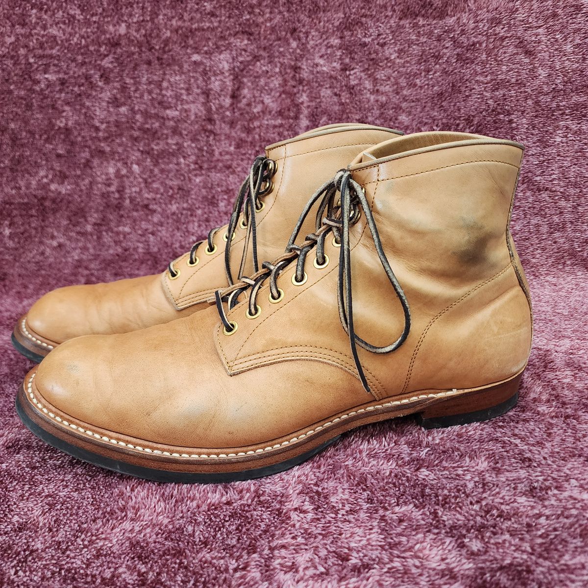 Photo by TrillDan on November 6, 2024 of the Y'2 Leather Work Boot in Y'2 kakishibu horsehide leather.