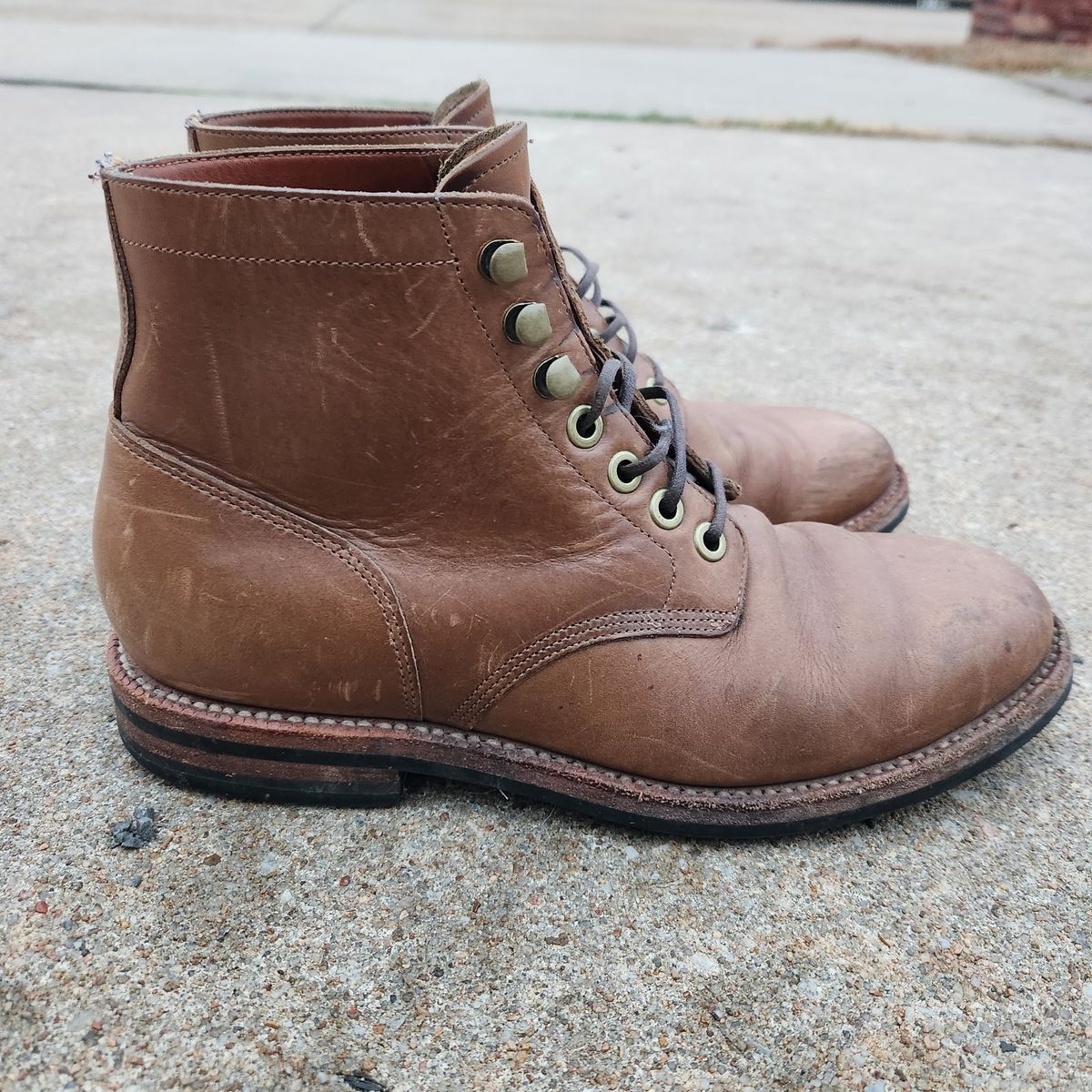 Photo by wildflowersnboots on February 5, 2025 of the Grant Stone Nora Boot in Horween Dune Chromexcel.
