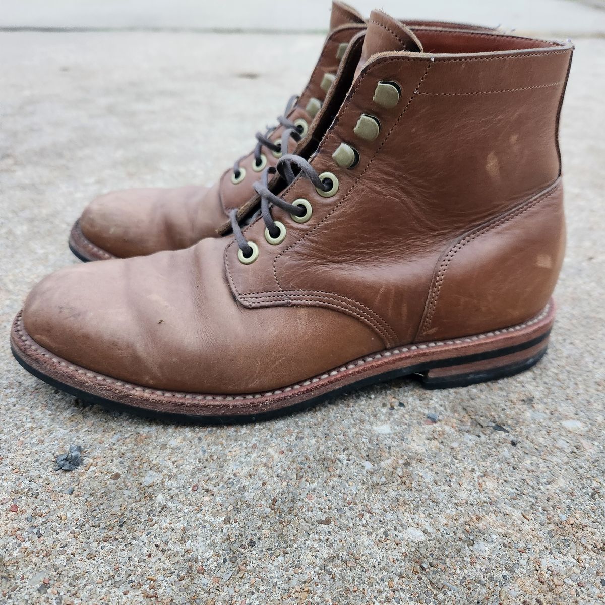 Photo by wildflowersnboots on February 5, 2025 of the Grant Stone Nora Boot in Horween Dune Chromexcel.