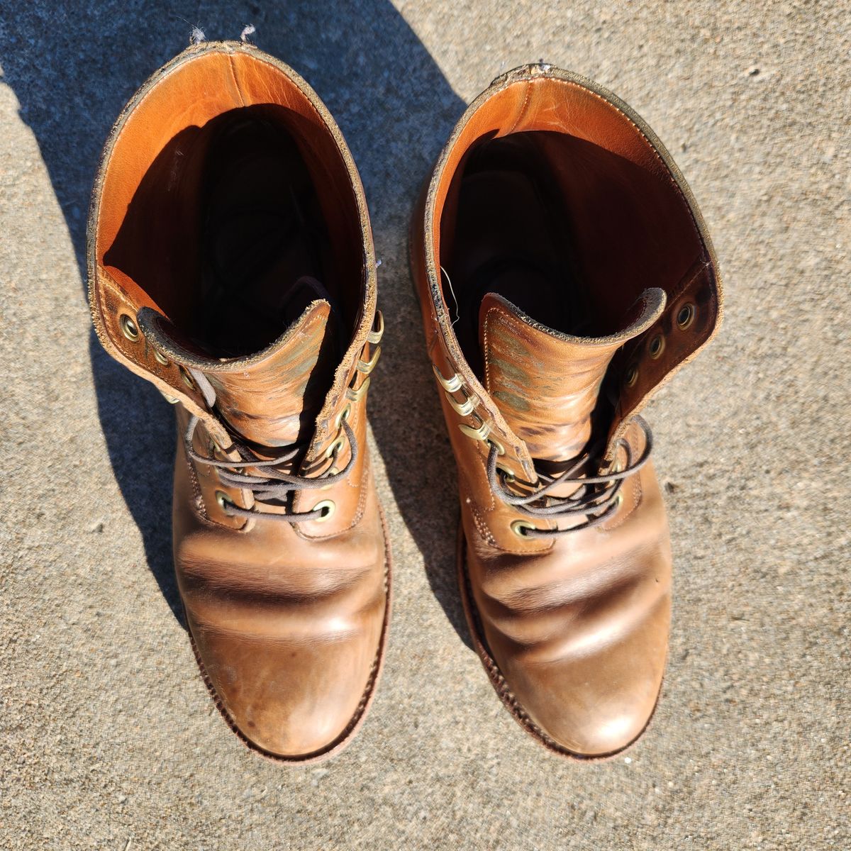 Photo by wildflowersnboots on March 5, 2025 of the Grant Stone Nora Boot in Horween Dune Chromexcel.