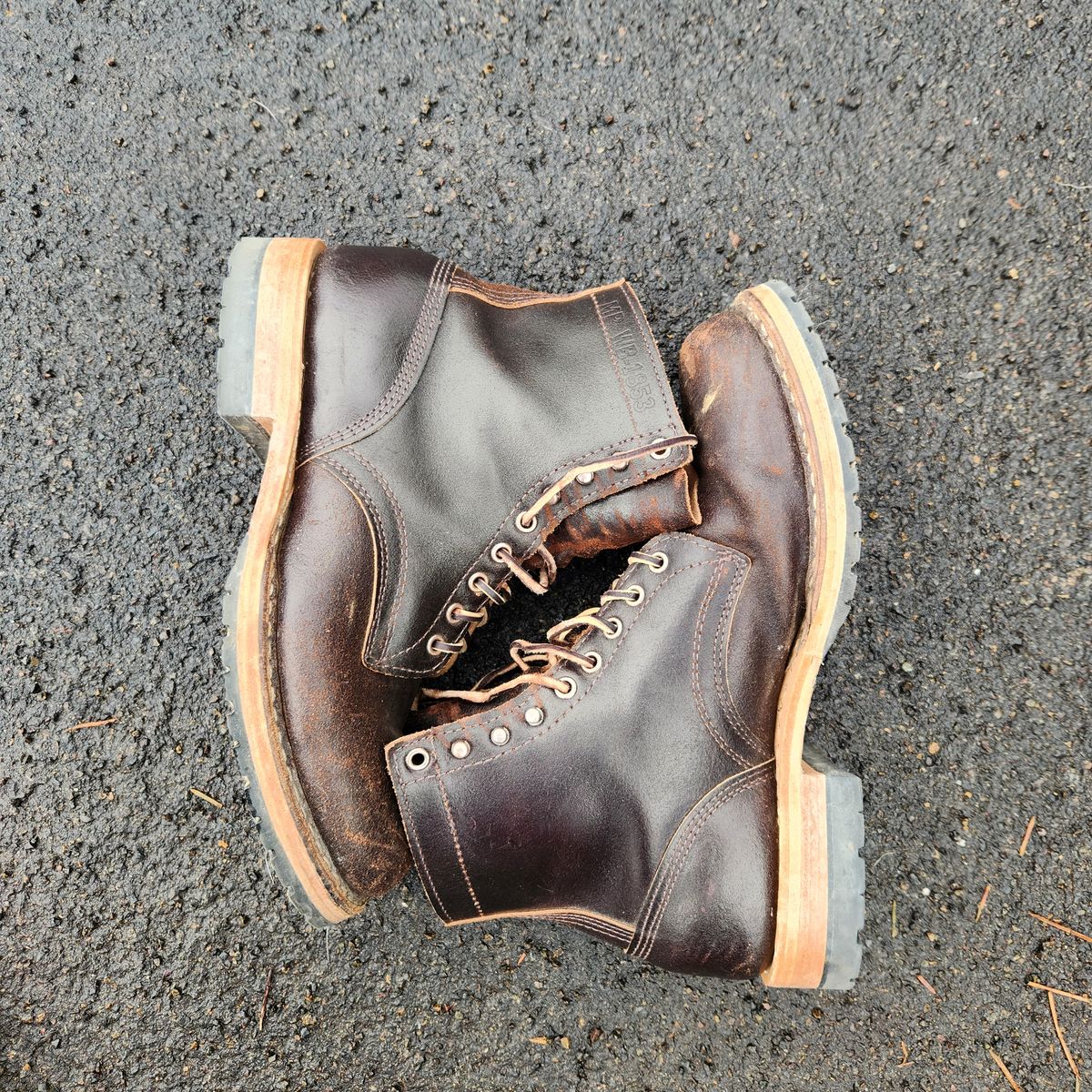Photo by wildflowersnboots on November 5, 2024 of the White's MP 55 in Horween Dark Brown Waxed Flesh.