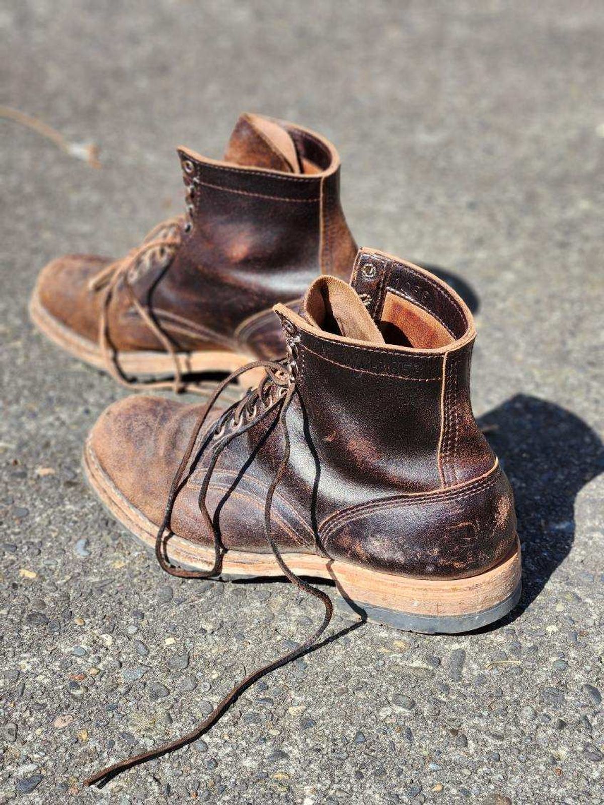 Photo by wildflowersnboots on April 5, 2025 of the White's MP 55 in Horween Dark Brown Waxed Flesh.