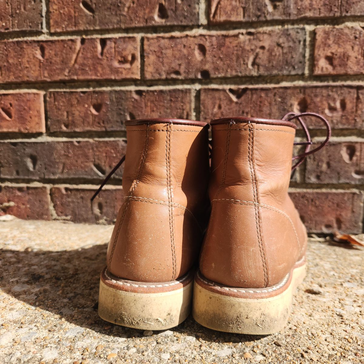 Photo by wildflowersnboots on February 5, 2026 of the Red Wing 6-Inch Classic Moc in Mocha Oro Iginal.