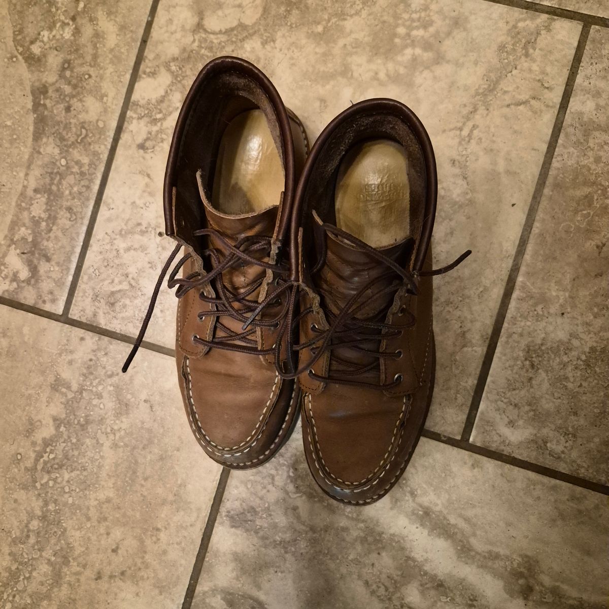 Photo by wildflowersnboots on March 6, 2026 of the Red Wing 6-Inch Classic Moc in Mocha Oro Iginal.