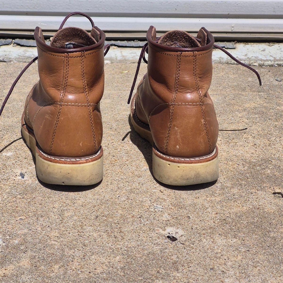 Photo by wildflowersnboots on April 4, 2026 of the Red Wing 6-Inch Classic Moc in Mocha Oro Iginal.