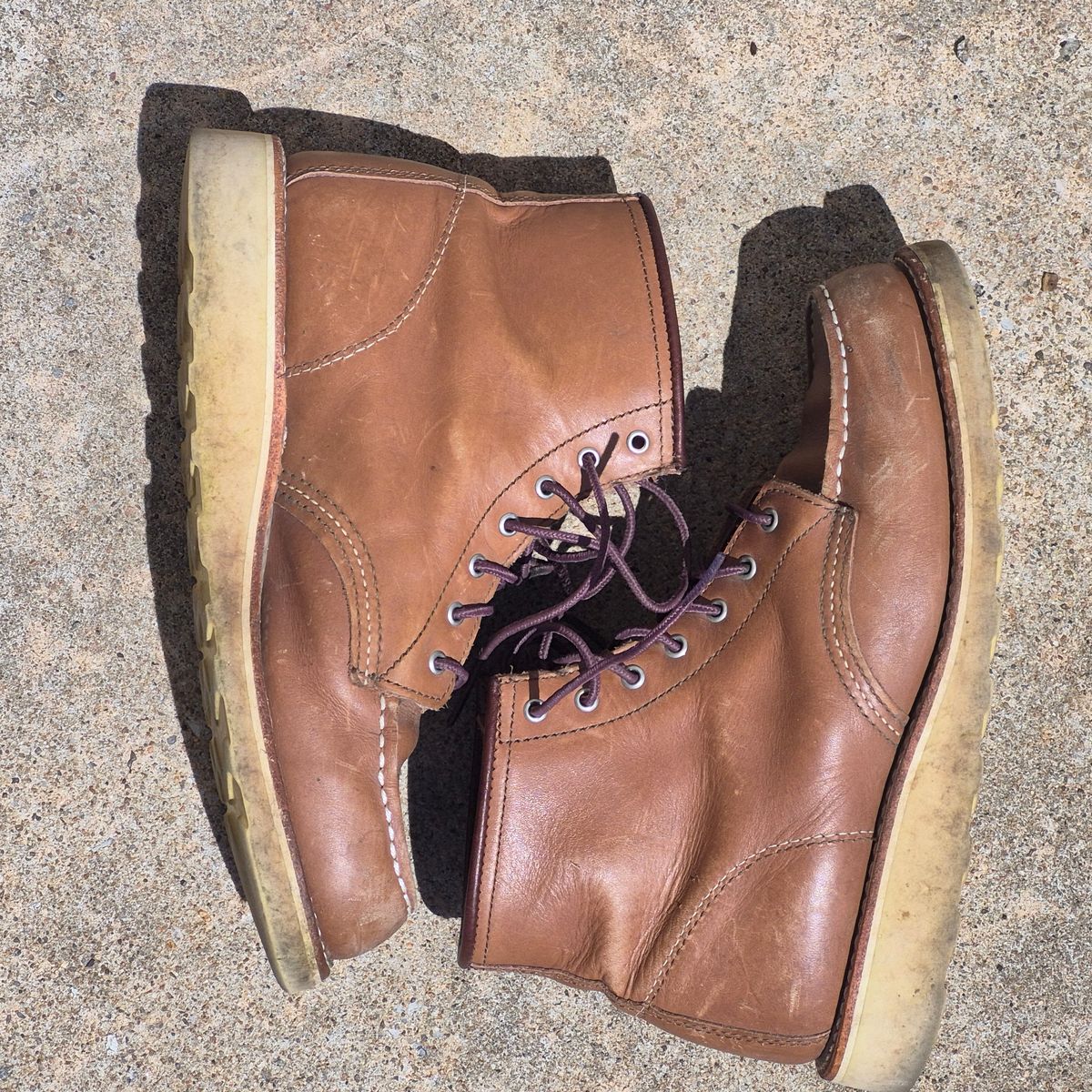 Photo by wildflowersnboots on April 4, 2026 of the Red Wing 6-Inch Classic Moc in Mocha Oro Iginal.