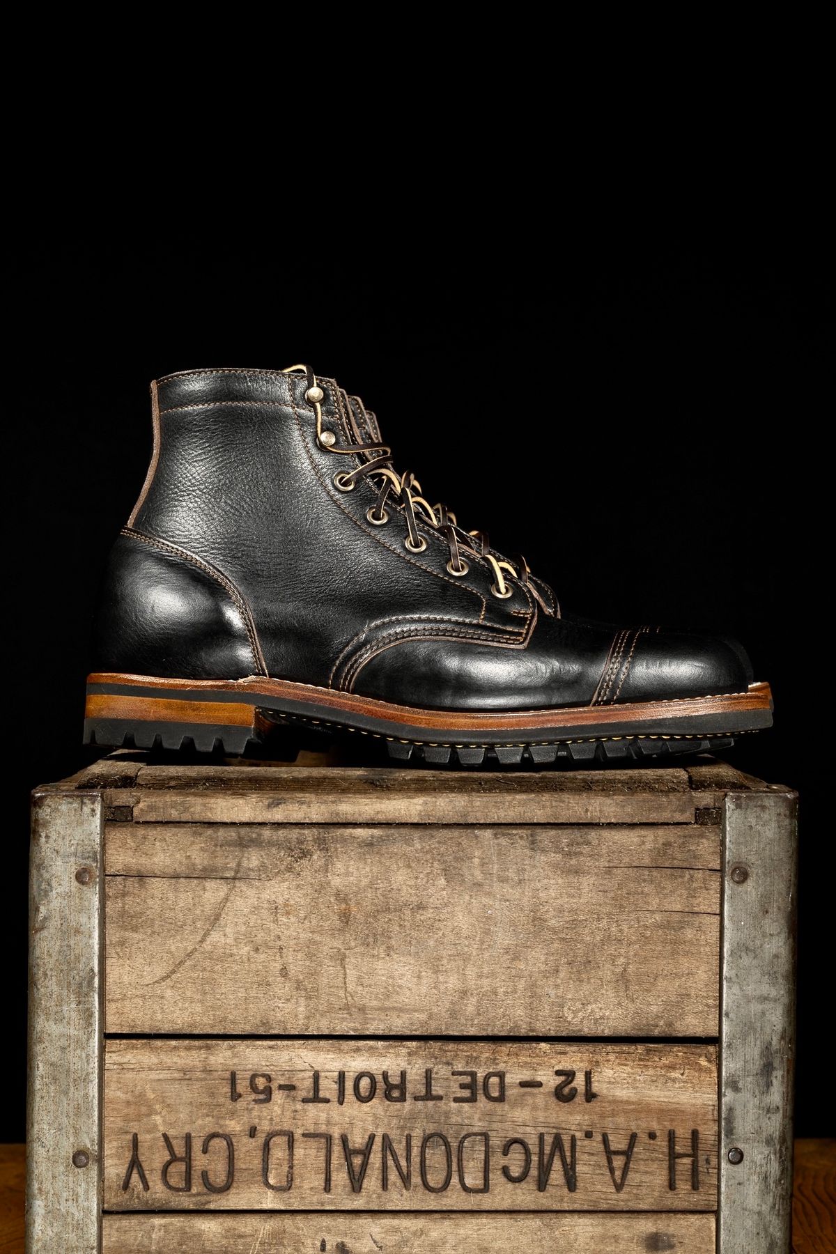 Photo by dakotablues on October 1, 2023 of the Truman Service Boot in Black Teacore.