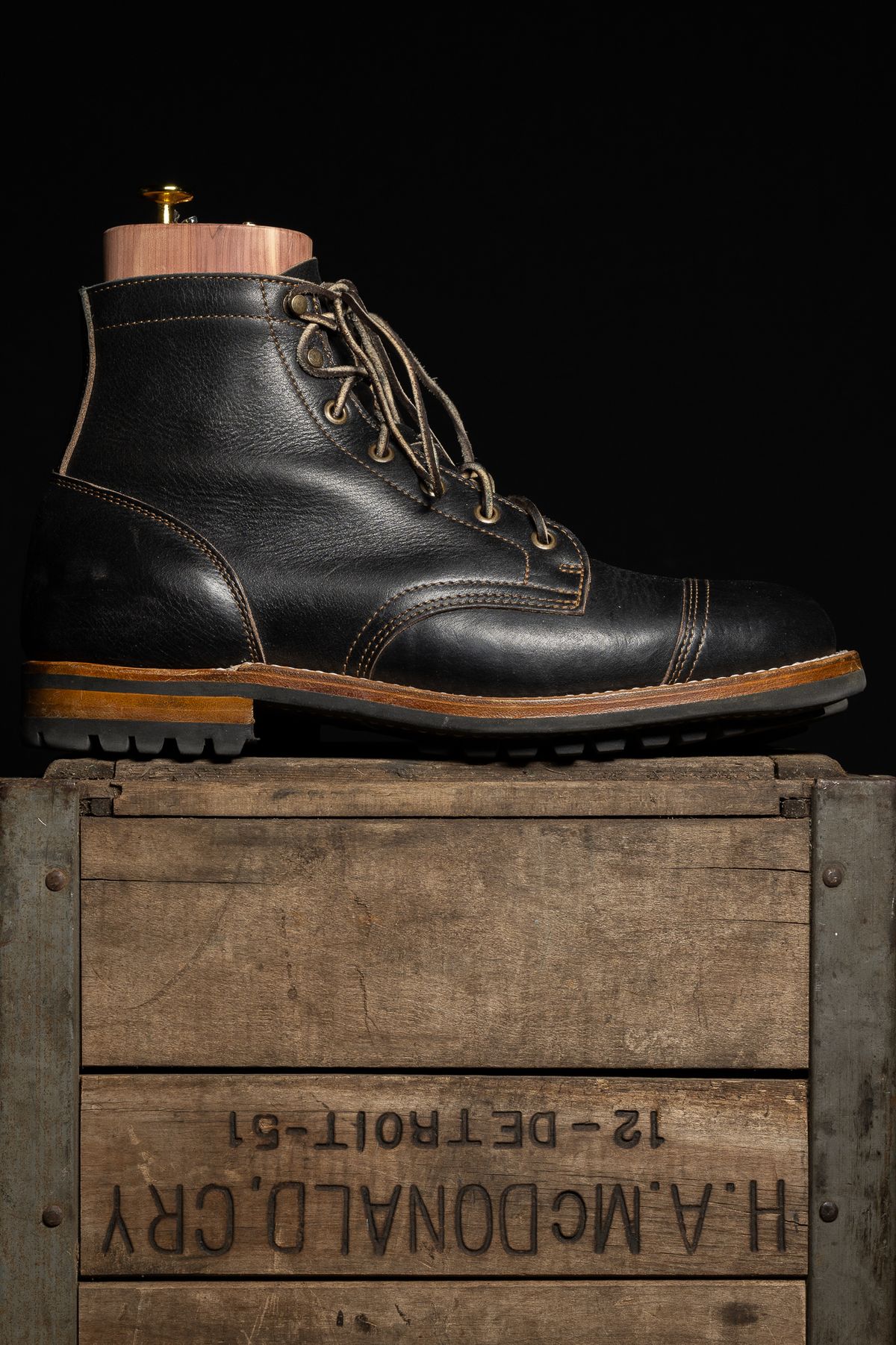 Photo by dakotablues on November 1, 2023 of the Truman Service Boot in Black Teacore.