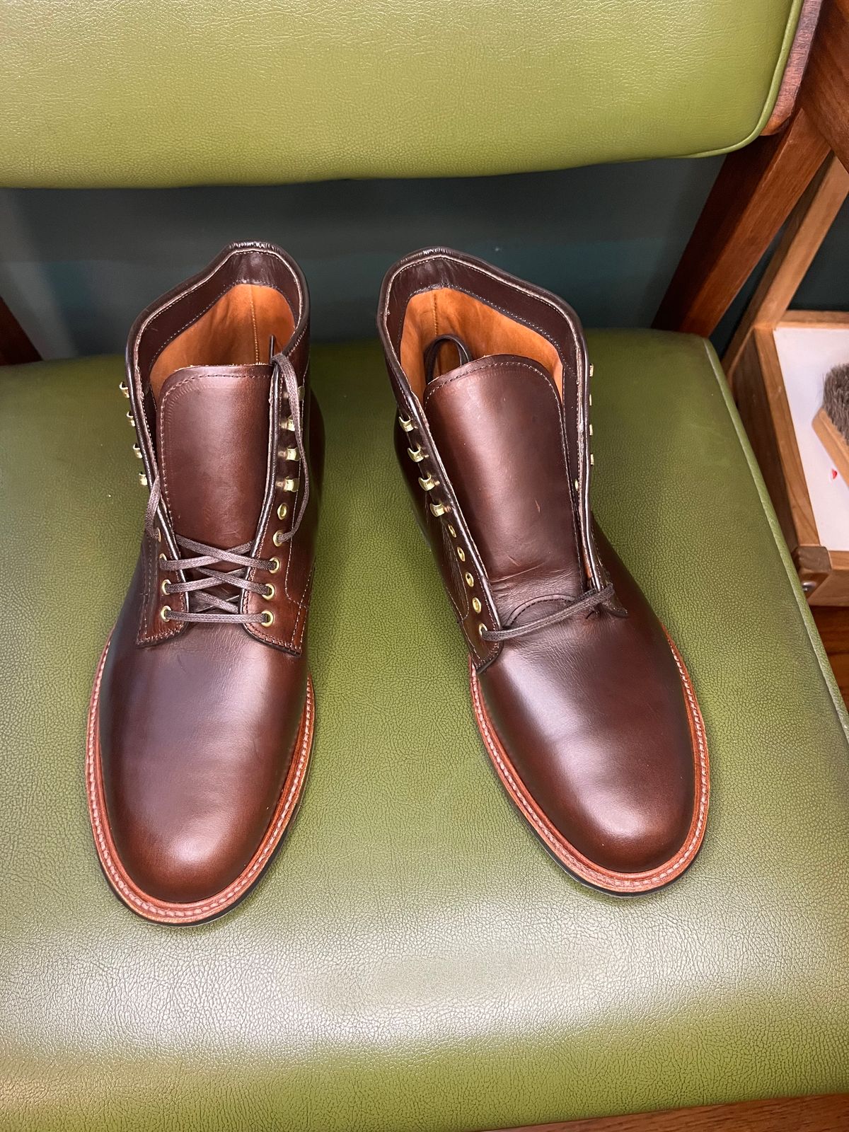 Photo by shoemageddon on October 3, 2024 of the Alden Plain Toe Boot in Horween Brown Chromexcel.