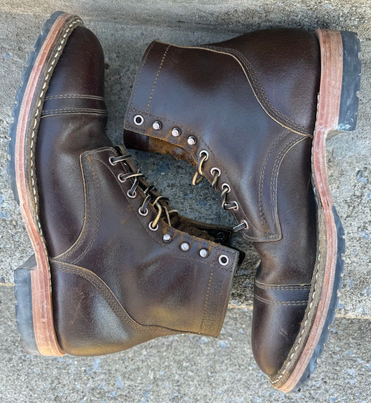 Photo by demko on November 3, 2024 of the White's MP-M1TC in Horween Cinnamon Waxed Flesh.