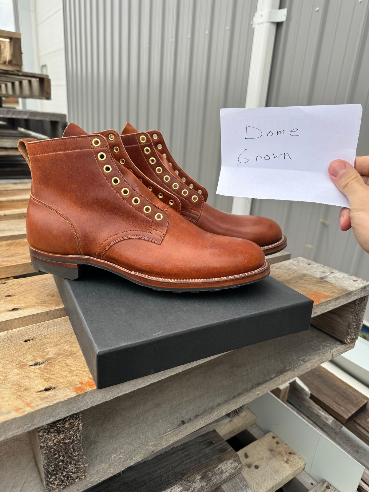 Photo by demko on November 1, 2023 of the Viberg Service Boot in Horween English Tan Cypress.