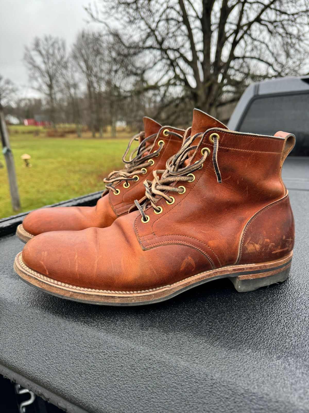 Photo by demko on January 1, 2024 of the Viberg Service Boot in Horween English Tan Cypress.