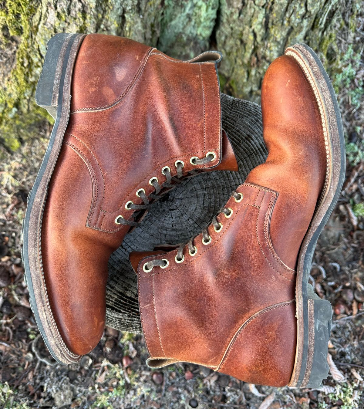 Photo by demko on February 4, 2024 of the Viberg Service Boot in Horween English Tan Cypress.