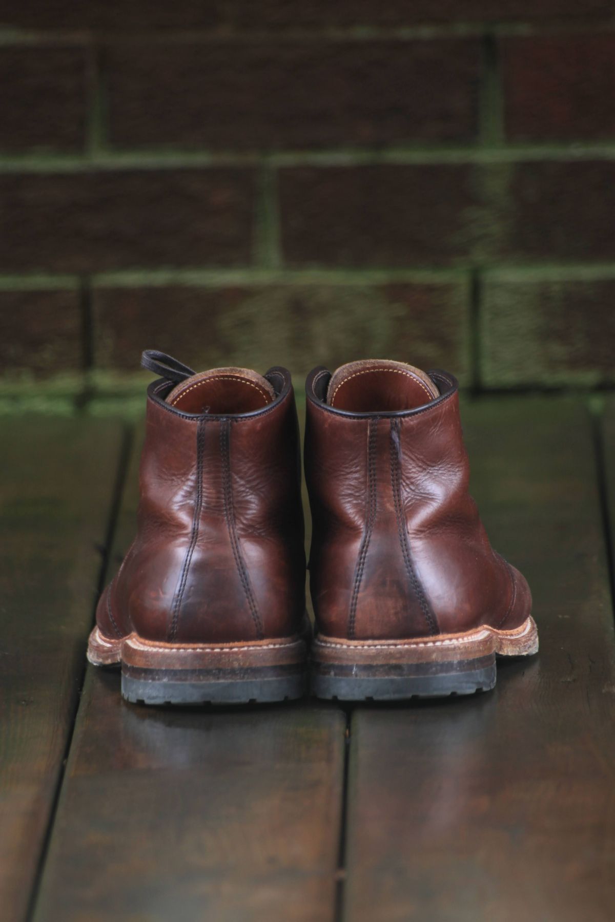 Photo by djsharris on January 5, 2023 of the Alden Norwegian Front Blucher in Horween Brown Chromexcel.