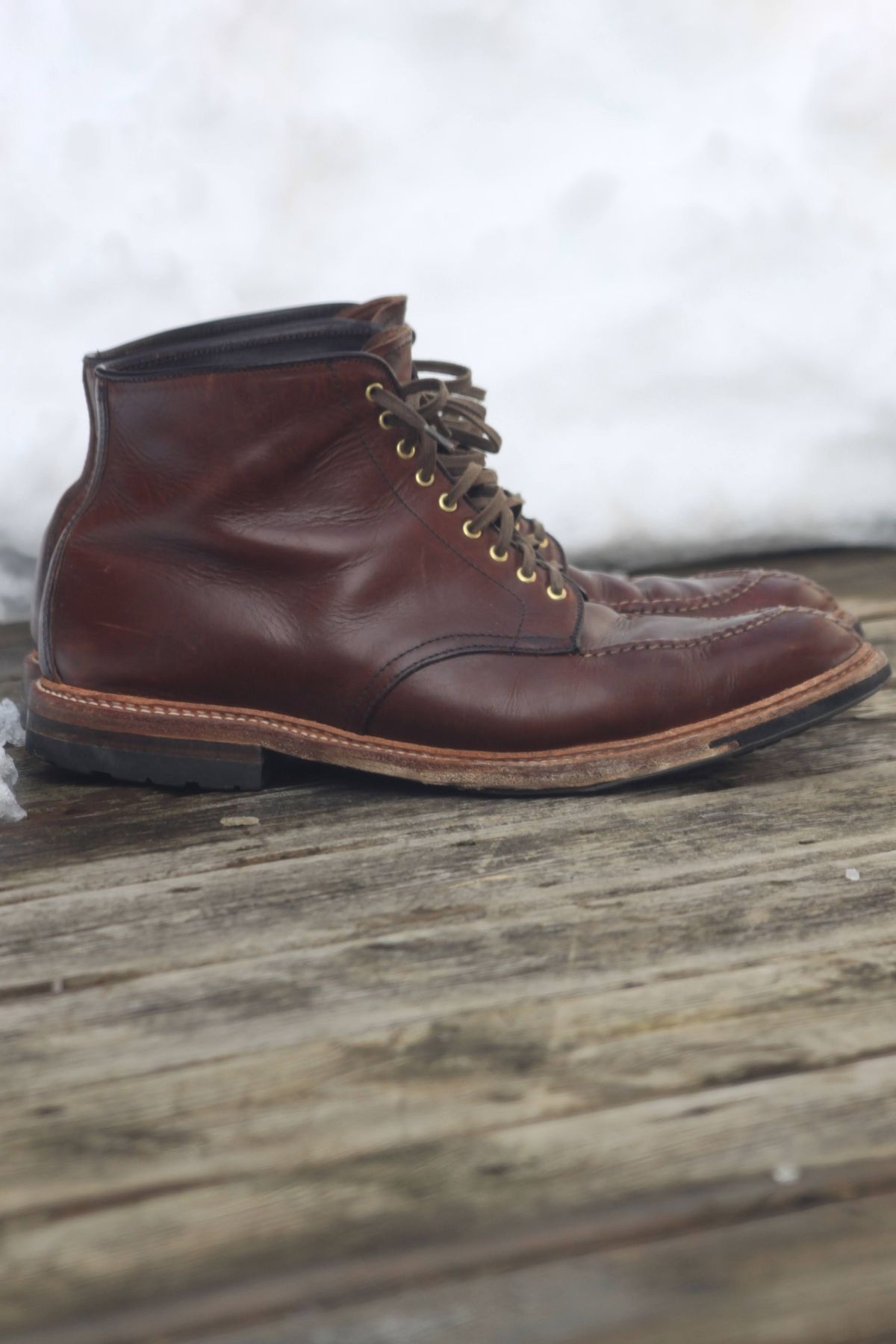 Photo by djsharris on March 4, 2023 of the Alden Norwegian Front Blucher in Horween Brown Chromexcel.