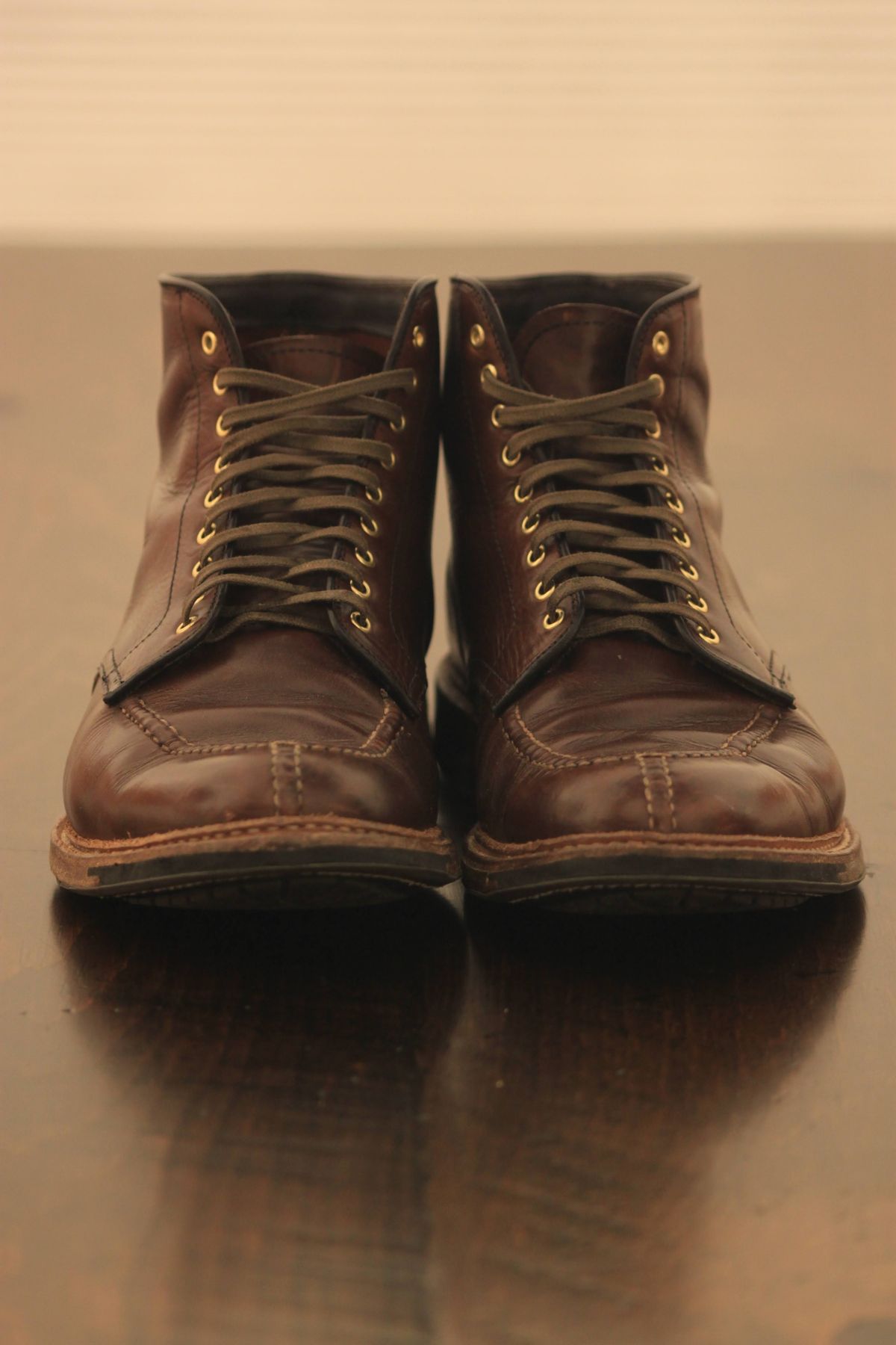 Photo by djsharris on April 4, 2023 of the Alden Norwegian Front Blucher in Horween Brown Chromexcel.