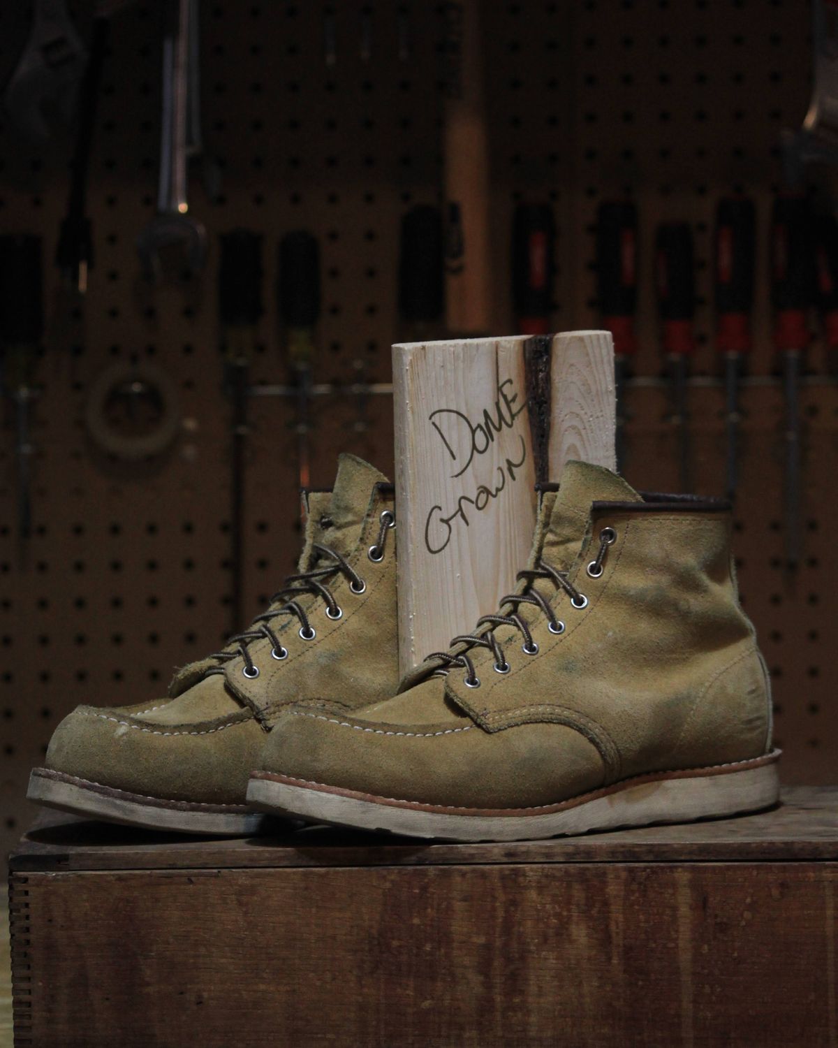 Photo by djsharris on November 2, 2023 of the Red Wing 6-Inch Classic Moc in S.B. Foot Hawthorne Abilene.