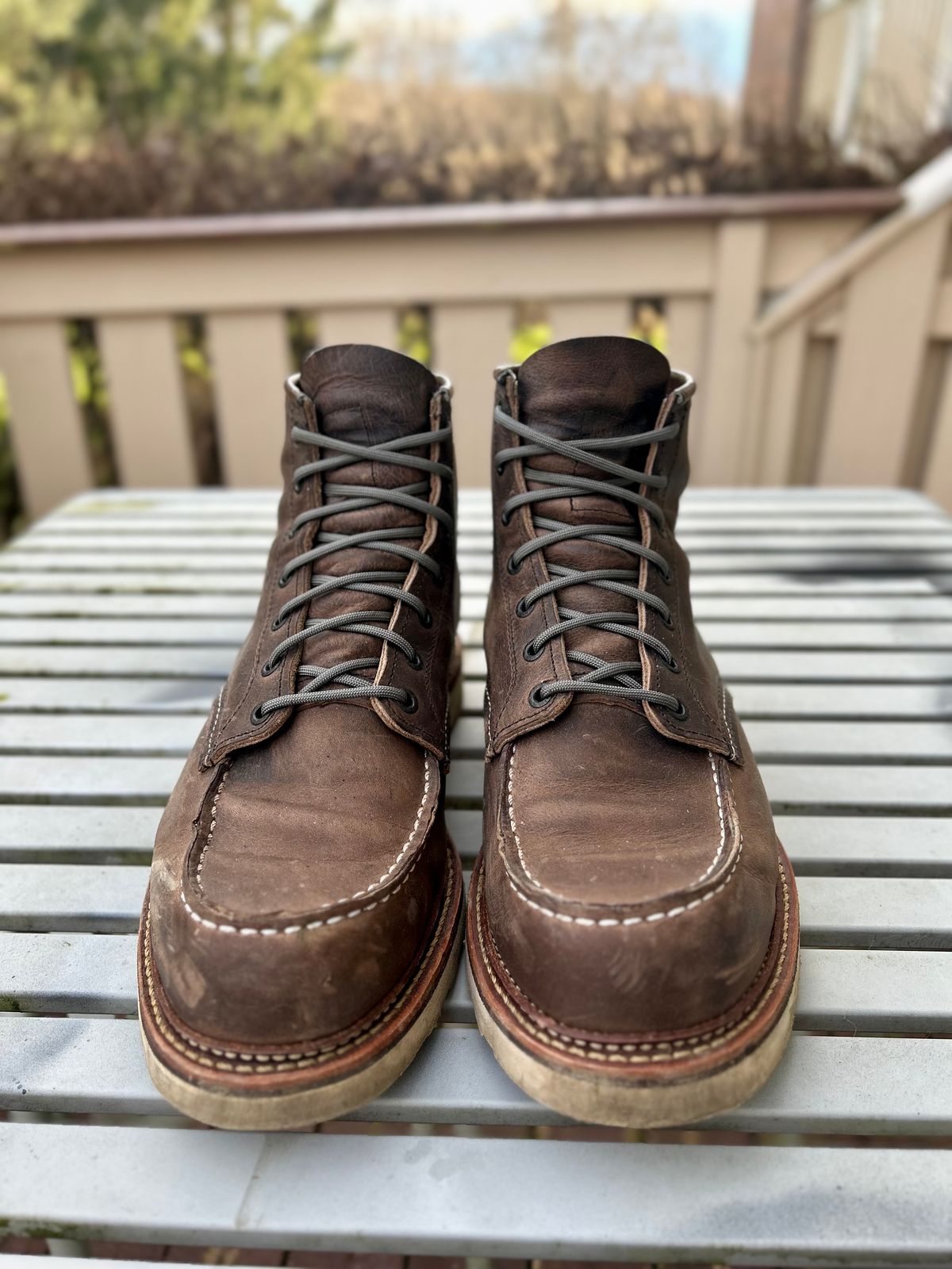 Photo by surcos on November 3, 2024 of the Red Wing 8883 in Concrete Rough & Tough leather.