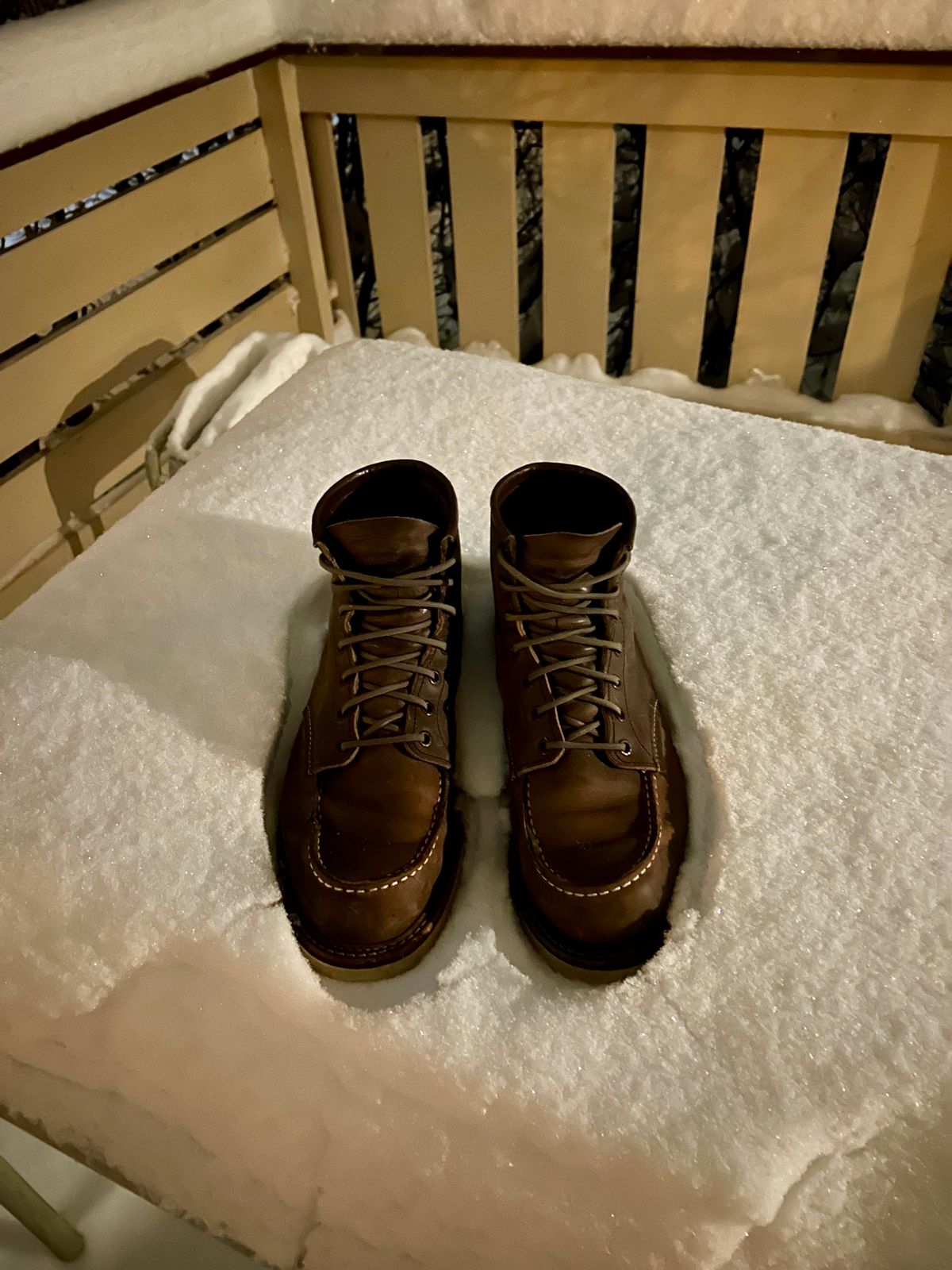 Photo by surcos on January 5, 2025 of the Red Wing 8883 in Concrete Rough & Tough leather.