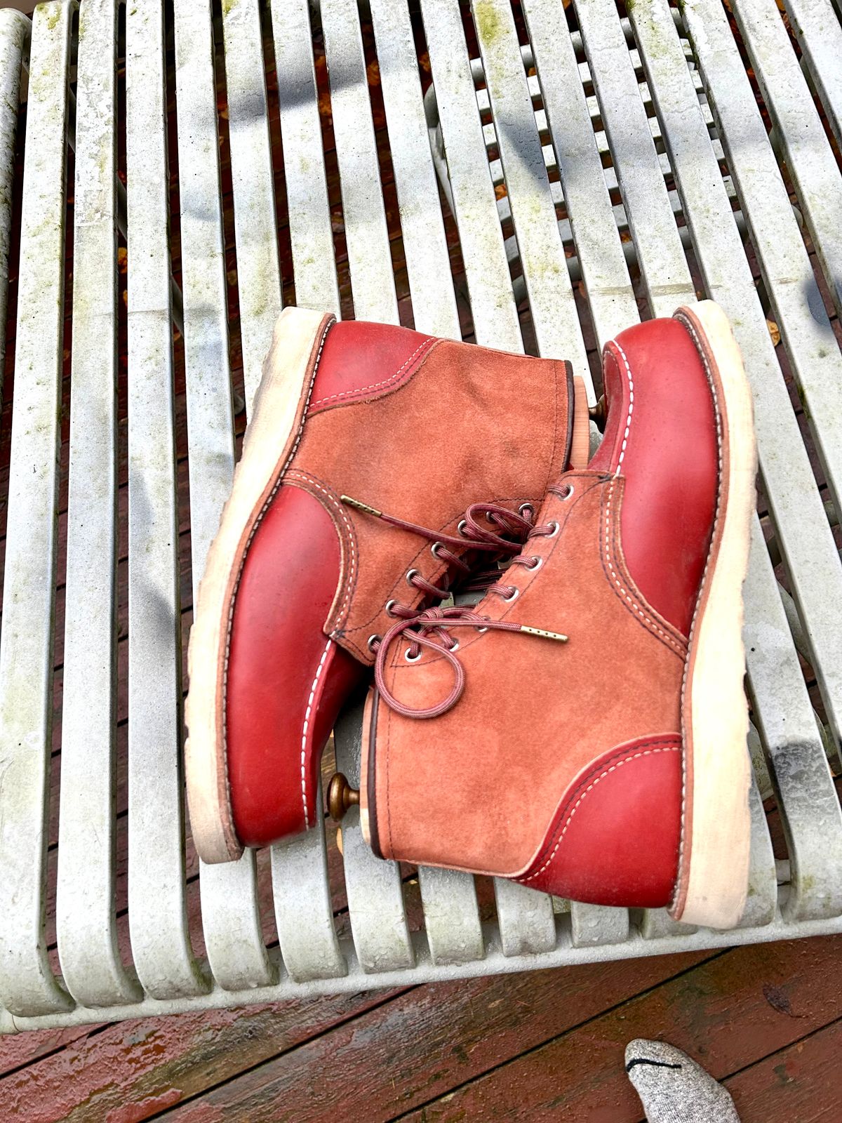 Photo by surcos on November 1, 2025 of the Red Wing 6-Inch Classic Moc in S.B. Foot Oro-Russet Portage & S.B. Foot Oro-Russet Abilene.