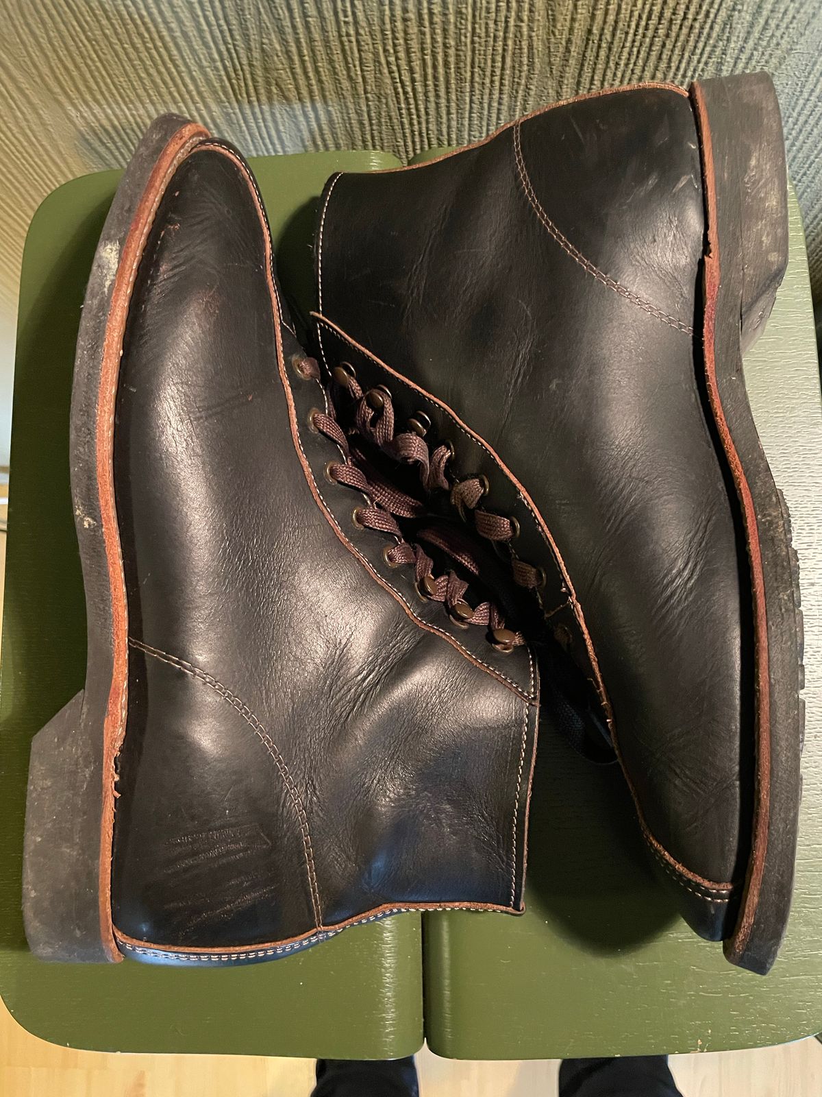 Photo by surcos on November 1, 2022 of the Red Wing 1920s Outing Boot in S.B. Foot Black Prairie.