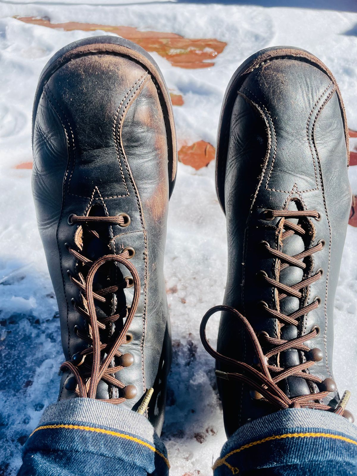 Photo by surcos on April 1, 2023 of the Red Wing 1920s Outing Boot in S.B. Foot Black Prairie.