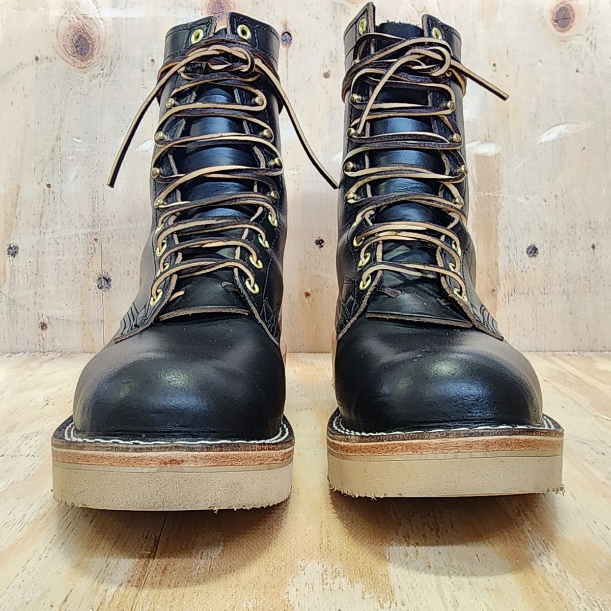 Photo by Leroy on October 1, 2023 of the Nicks x Zuriick Merriman in Horween Black Chromexcel.