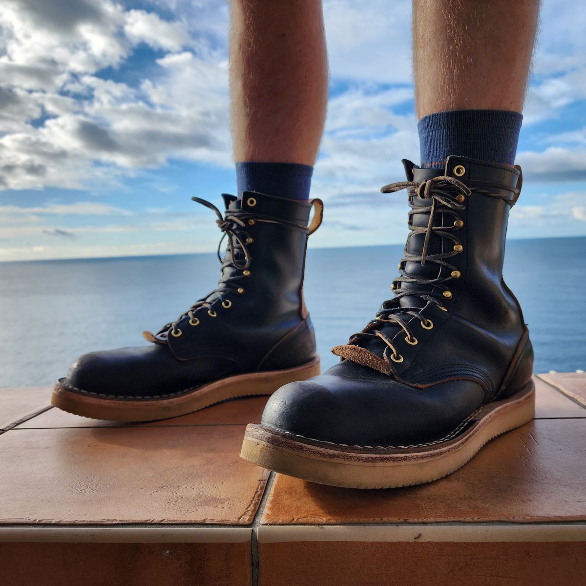 Photo by Leroy on November 2, 2023 of the Nicks x Zuriick Merriman in Horween Black Chromexcel.